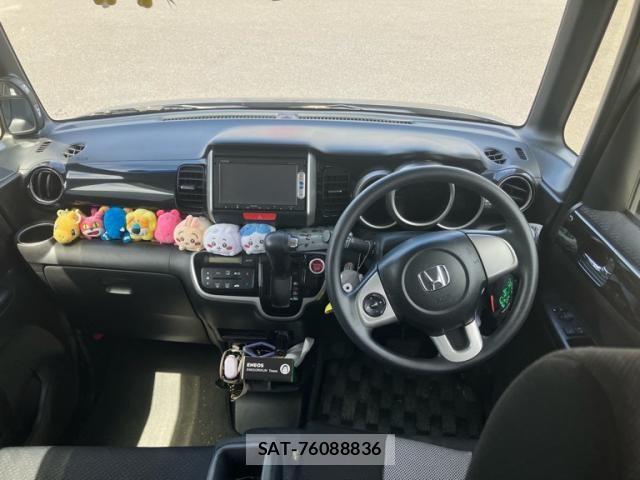 Honda N BOX CUSTOM 2013-11 8438570-14