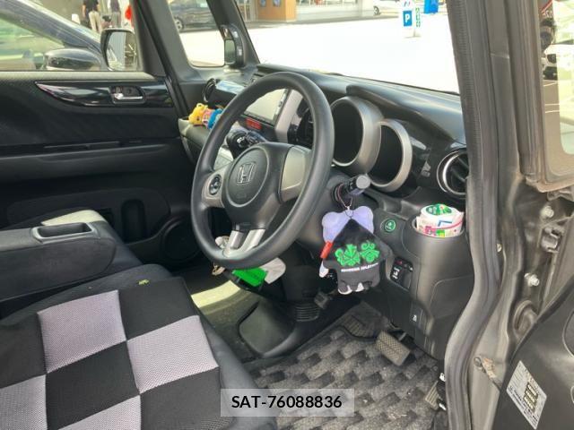 Honda N BOX CUSTOM 2013-11 8438570-17