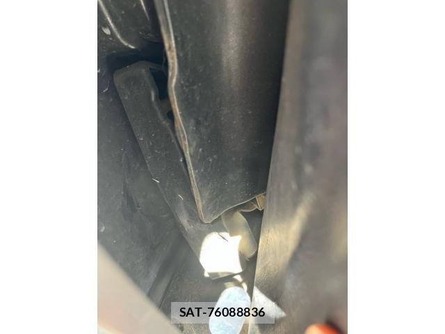 Honda N BOX CUSTOM 2013-11 8438570-28