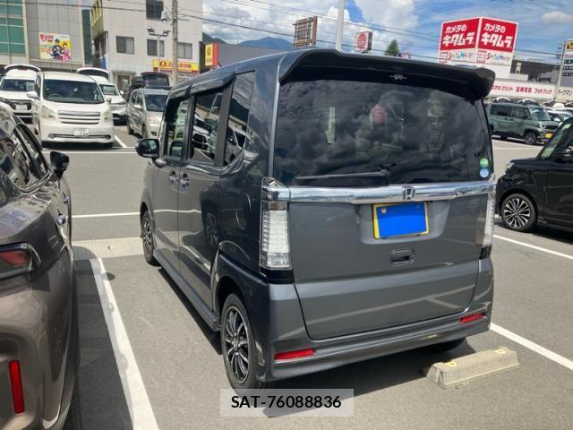 Honda N BOX CUSTOM 2013-11 8438570-2