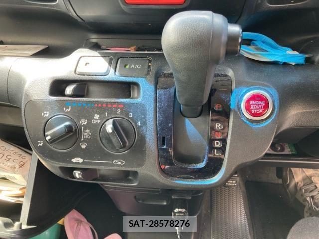 Honda N BOX CUSTOM 2012-06 8438568-10