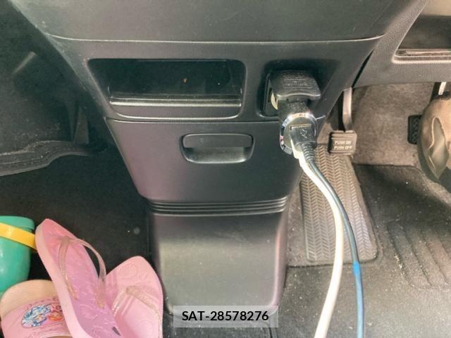 Honda N BOX CUSTOM 2012-06 8438568-11