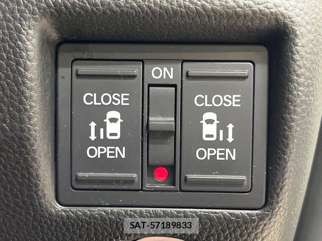 Honda N BOX CUSTOM 2017-10 8438551-4