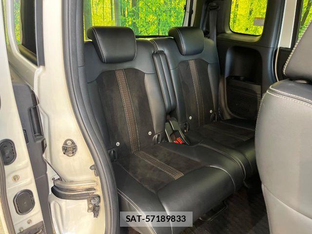 Honda N BOX CUSTOM 2017-10 8438551-8