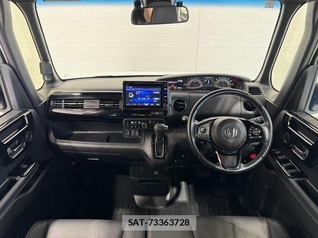 Honda N BOX CUSTOM 2021-02 8438537-1