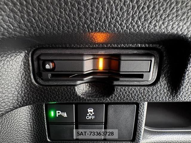 Honda N BOX CUSTOM 2021-02 8438537-21