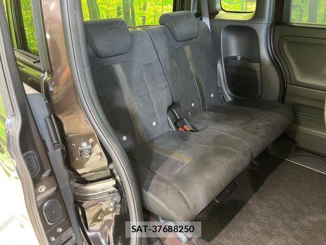 Honda N BOX CUSTOM 2018-08 8438552-8