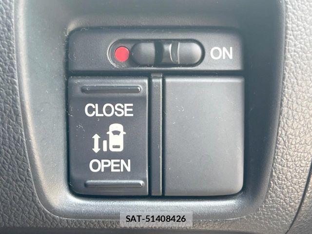 Honda N BOX CUSTOM 2013-02 8438560-4