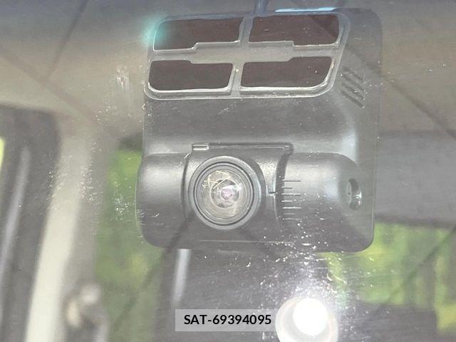 Honda N BOX CUSTOM 2017-09 8438558-4