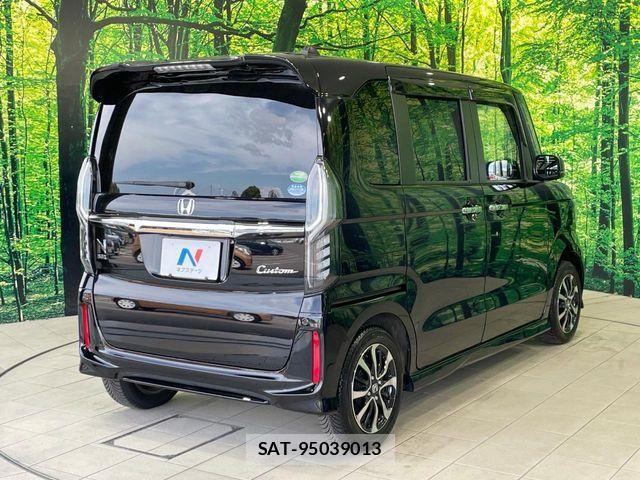 Honda N BOX CUSTOM 2017-09 8438547-16