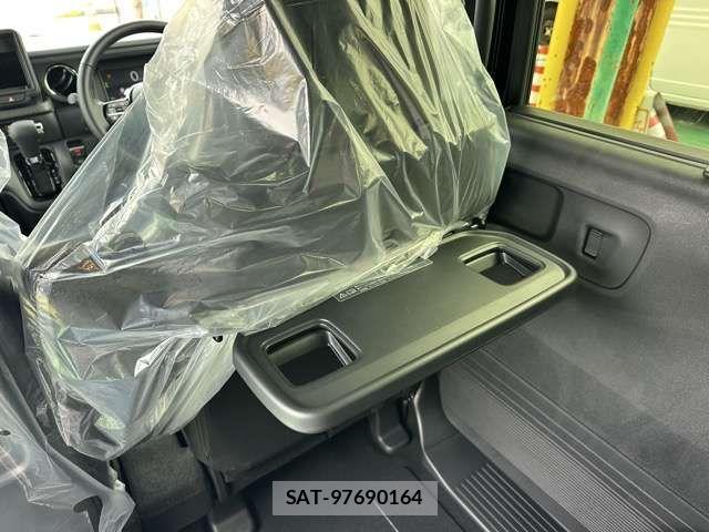 Honda N BOX CUSTOM 2026-06 8438126-9