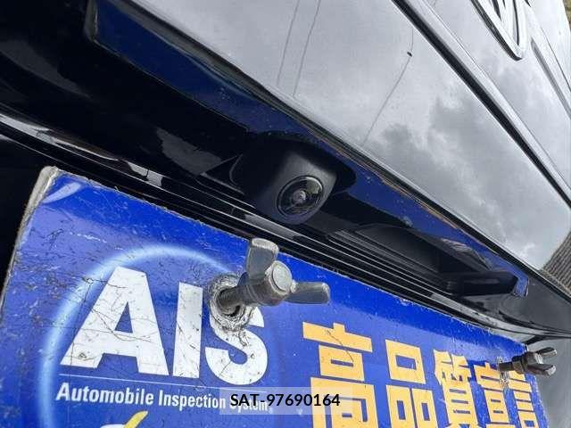 Honda N BOX CUSTOM 2026-06 8438126-10