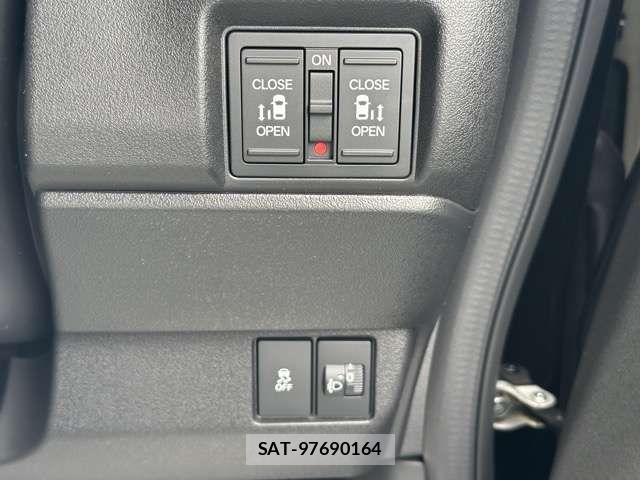 Honda N BOX CUSTOM 2026-06 8438126-16