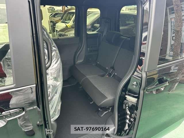 Honda N BOX CUSTOM 2026-06 8438126-5
