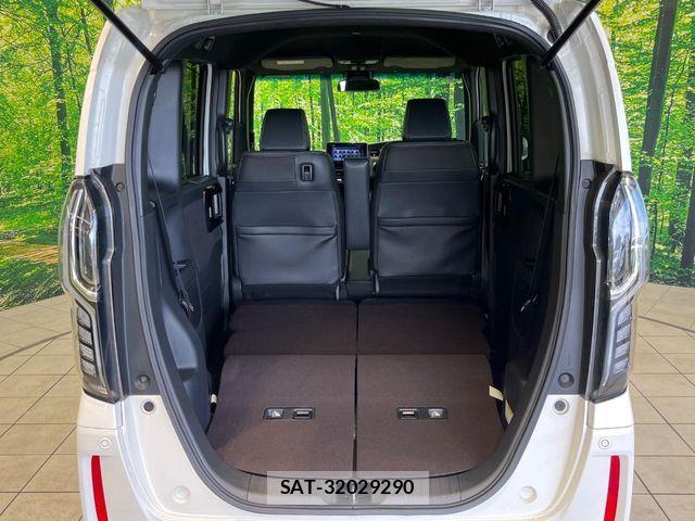 Honda N BOX CUSTOM 2018-01 8438544-9