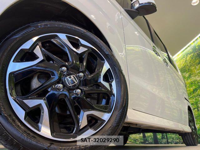 Honda N BOX CUSTOM 2018-01 8438544-12