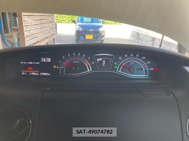 Honda N BOX CUSTOM 2018-05 8438542-22