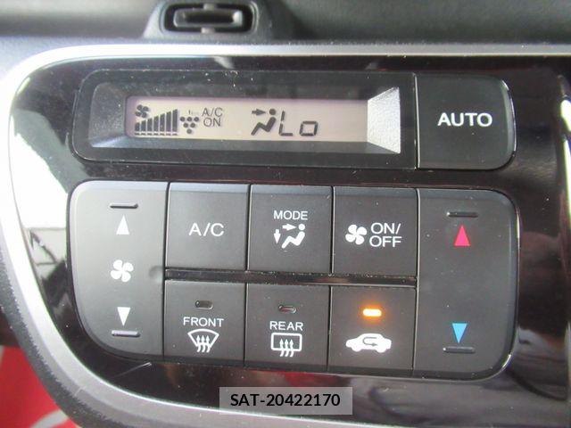 Honda N BOX CUSTOM 2015-09 8438562-19
