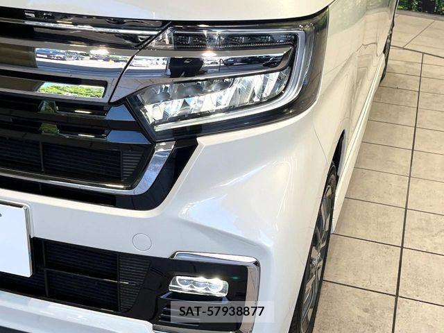 Honda N BOX CUSTOM 2022-01 8438548-11