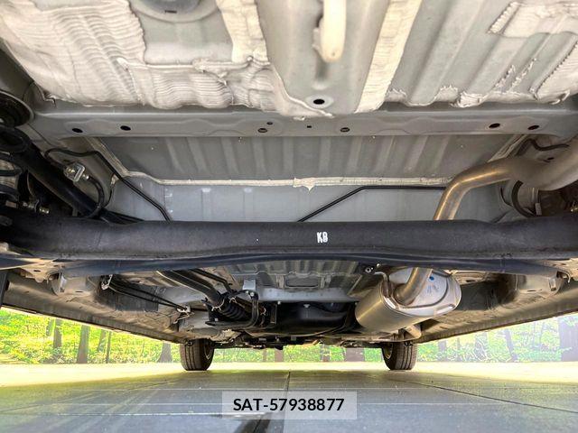 Honda N BOX CUSTOM 2022-01 8438548-18