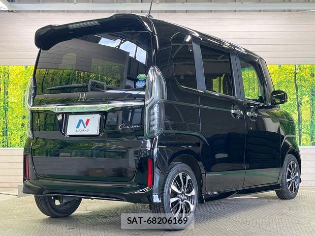 Honda N BOX CUSTOM 2019-04 8458042-16