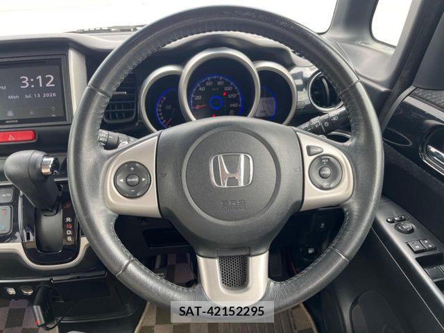 Honda N BOX CUSTOM 2012-04 8458066-10