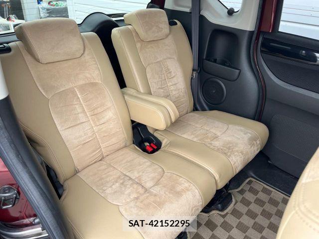 Honda N BOX CUSTOM 2012-04 8458066-8
