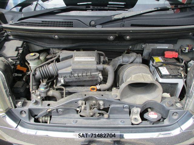 Honda N BOX CUSTOM 2013-11 8458075-12