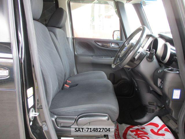 Honda N BOX CUSTOM 2013-11 8458075-13