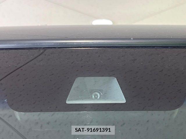Honda N BOX CUSTOM 2018-02 8458050-2