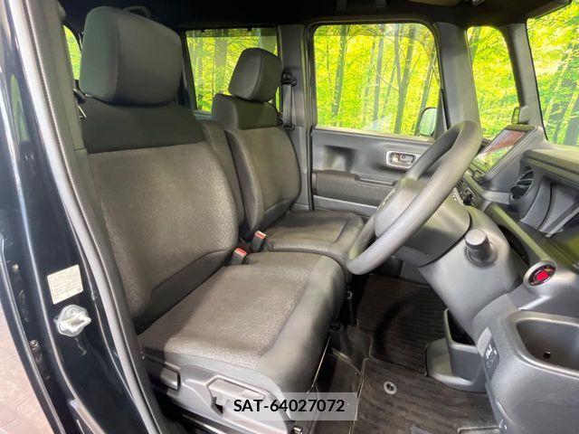 Honda N BOX CUSTOM 2024-11 8458034-7