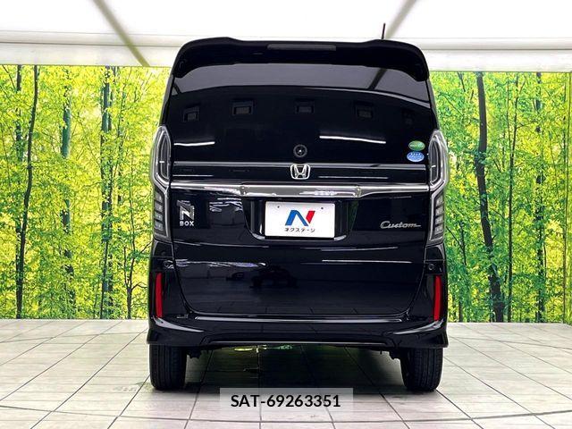 Honda N BOX CUSTOM 2019-04 8458041-14