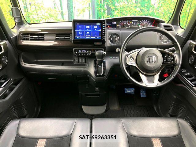 Honda N BOX CUSTOM 2019-04 8458041-1