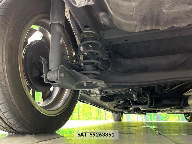 Honda N BOX CUSTOM 2019-04 8458041-19
