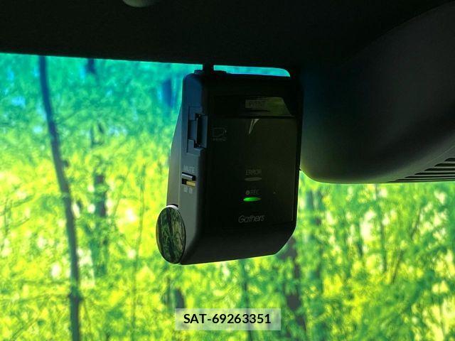 Honda N BOX CUSTOM 2019-04 8458041-6