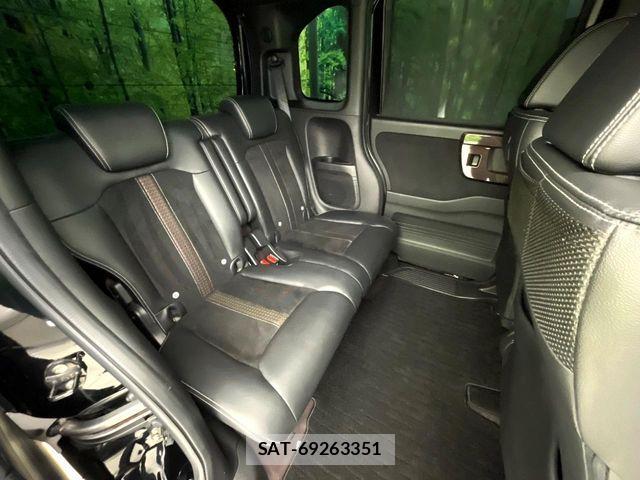Honda N BOX CUSTOM 2019-04 8458041-8