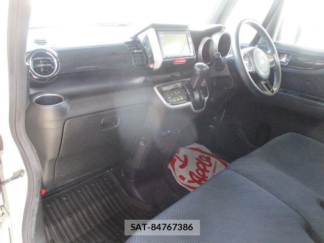 Honda N BOX CUSTOM 2013-10 8458072-17