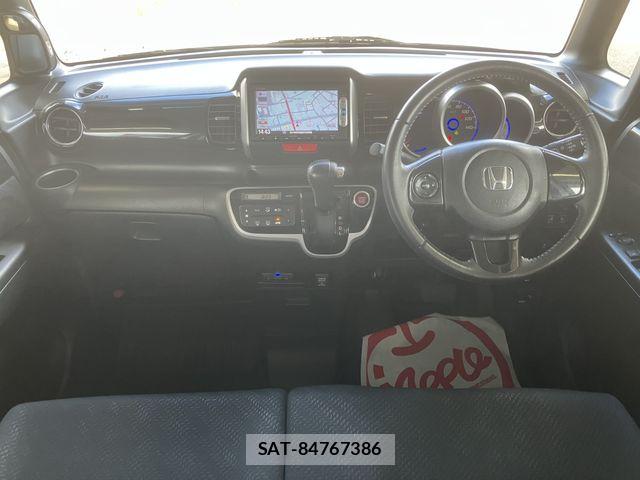 Honda N BOX CUSTOM 2013-10 8458072-1