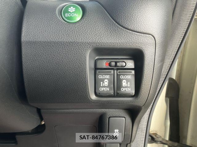 Honda N BOX CUSTOM 2013-10 8458072-24