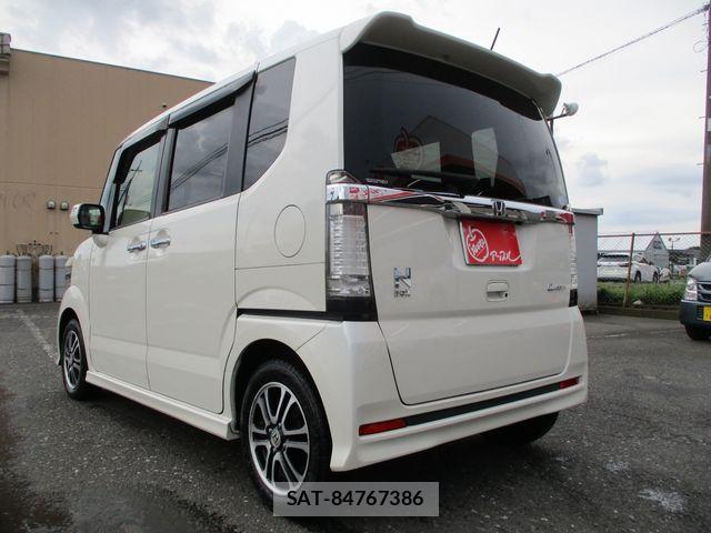 Honda N BOX CUSTOM 2013-10 8458072-6