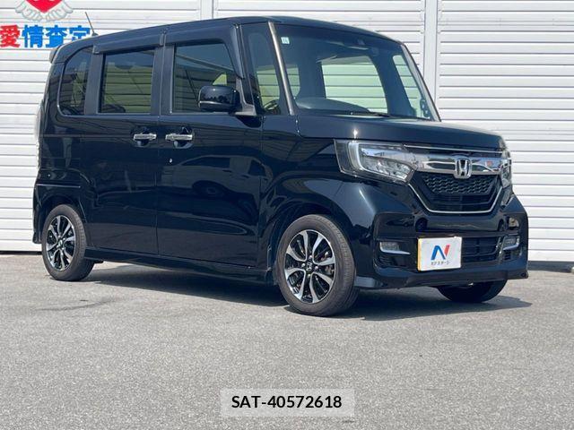 Honda N BOX CUSTOM 2018-11 8458046-16