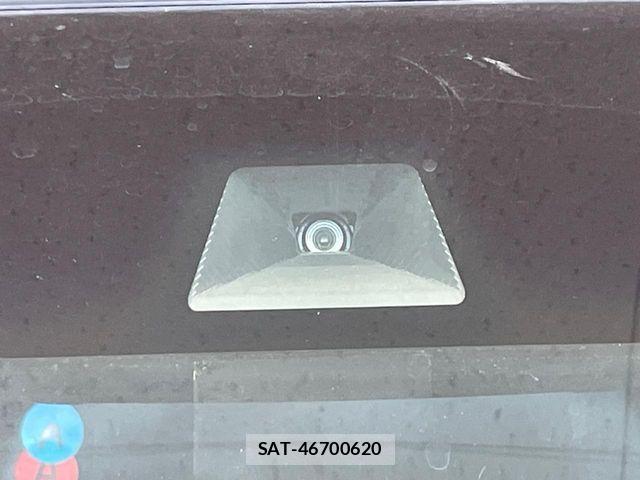 Honda N BOX CUSTOM 2021-01 8458043-2