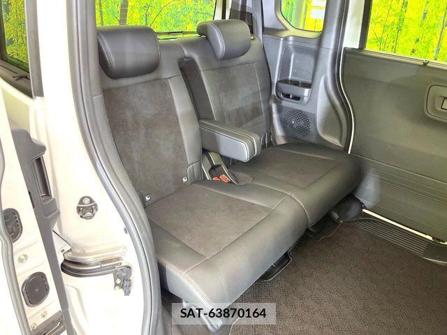 Honda N BOX CUSTOM 2024-06 8458022-8