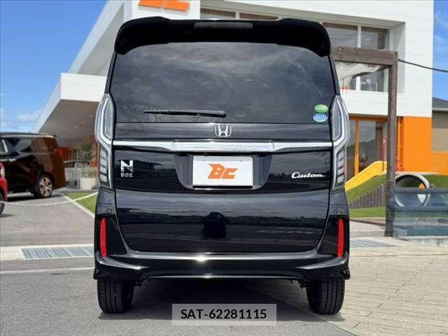 Honda N BOX CUSTOM 2017-11 8458060-13