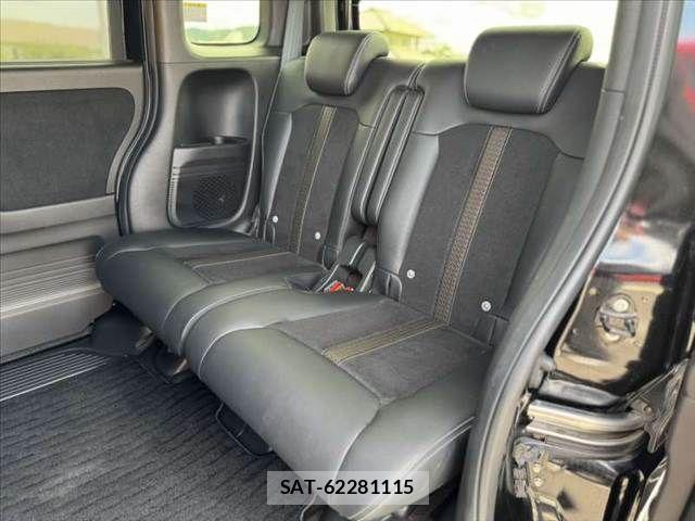 Honda N BOX CUSTOM 2017-11 8458060-17