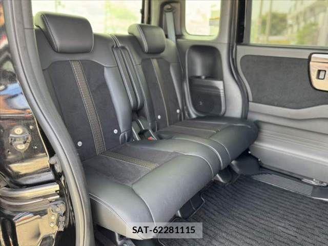 Honda N BOX CUSTOM 2017-11 8458060-18