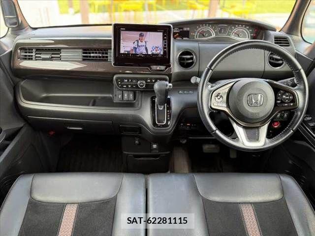 Honda N BOX CUSTOM 2017-11 8458060-1