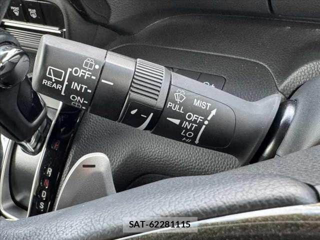 Honda N BOX CUSTOM 2017-11 8458060-24