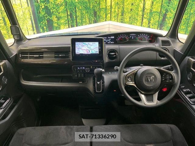 Honda N BOX CUSTOM 2018-06 8458048-1