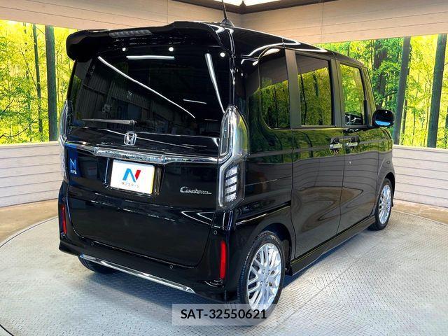 Honda N BOX CUSTOM 2022-03 8458037-16